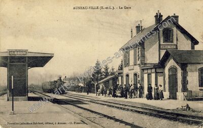 Carte postale ancienne La Gare — Auneau (Eure-et-Loir)