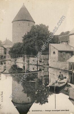 Carte postale ancienne Refuge municipal (côté Sud) — Bonneval (Eure-et-Loir)
