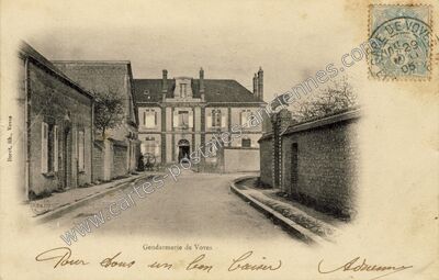 Carte postale ancienne Gendarmerie — Voves (Eure-et-Loir)