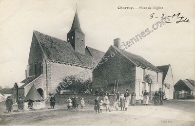 Carte postale ancienne Place de l'Eglise — Charray (Eure-et-Loir)