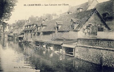 Carte postale ancienne Les Lavoirs sur l'Eure — Chartres (Eure-et-Loir)