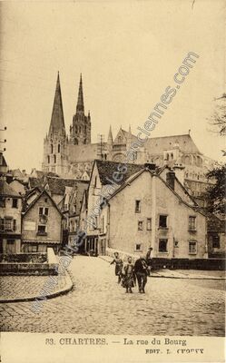 Carte postale ancienne La rue du Bourg — Chartres (Eure-et-Loir)