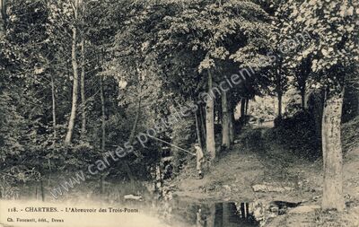 Carte postale ancienne L'Abreuvoir des Trois-Ponts — Chartres (Eure-et-Loir)