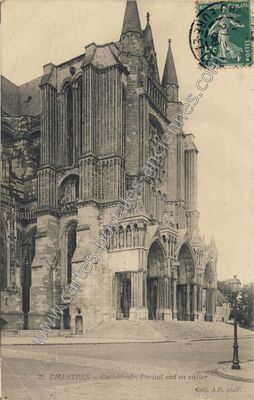 Carte postale ancienne Cathédrale. Portail sud en entier — Chartres (Eure-et-Loir)