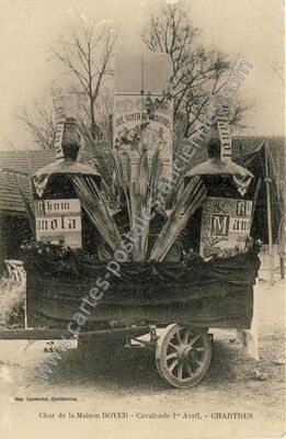 Carte postale ancienne Char de la Maison ROYER - Cavalcade 1° Avril — Chartres (Eure-et-Loir)