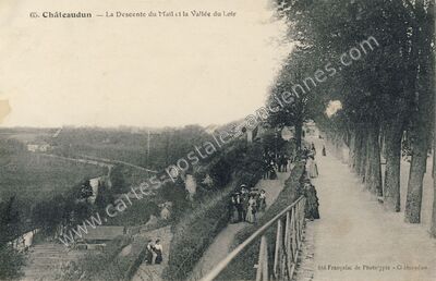 Carte postale ancienne La Descente du Mail et la Vallée du Loir — Châteaudun (Eure-et-Loir)