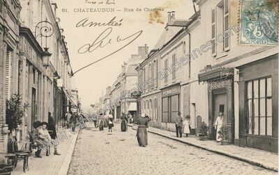Carte postale ancienne Rue de Chartres — Châteaudun (Eure-et-Loir)