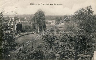 Carte postale ancienne Le Prieuré et Vue d'ensemble — Douy (Eure-et-Loir)