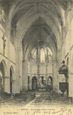 Carte postale ancienne Intérieur de l'Eglise St-Pierre — Dreux (Eure-et-Loir)