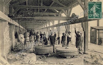 Carte postale ancienne Société Meulière, Fabrique de Meules — Épernon (Eure-et-Loir)