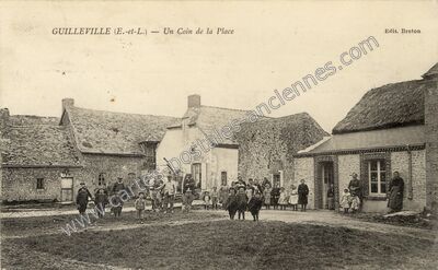 Carte postale ancienne Un Coin de la Place — Guilleville (Eure-et-Loir)