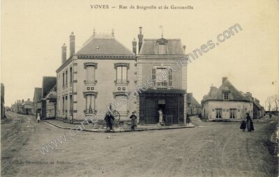 Carte postale ancienne Rue de Soignolle et de Genonville — Voves (Eure-et-Loir)