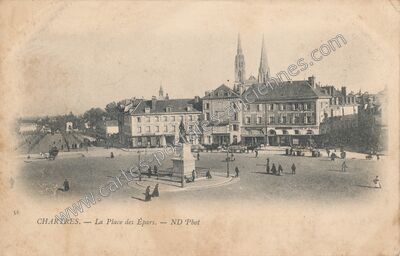 Carte postale ancienne La Place des Épars — Chartres (Eure-et-Loir)