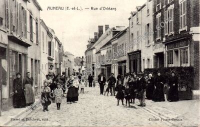 Carte postale ancienne Rue d'Orléans — Auneau (Eure-et-Loir)
