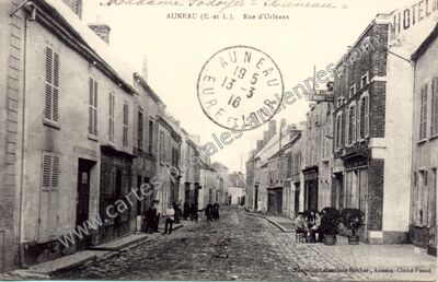Carte postale ancienne Rue d'Orléans — Auneau (Eure-et-Loir)