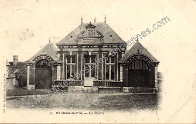 Carte postale ancienne La Mairie — Bailleau-le-Pin (Eure-et-Loir)