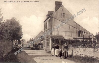 Carte postale ancienne Route de Verneuil — Beauche (Eure-et-Loir)