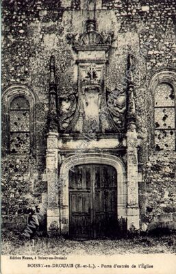 Carte postale ancienne Porte d'entrée de l'Église — Boissy-en-Drouais (Eure-et-Loir)