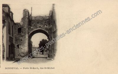 Carte postale ancienne Porte St-Roch, rue St-Michel — Bonneval (Eure-et-Loir)