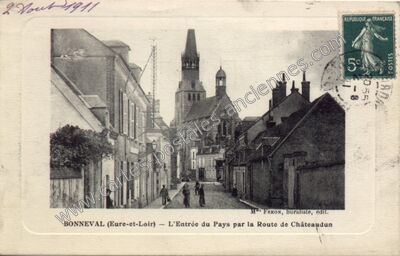 Carte postale ancienne L'Entrée du Pays par la Route de Châteaudun — Bonneval (Eure-et-Loir)