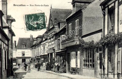 Carte postale ancienne Rue Porte-de-Paris — Brezolles (Eure-et-Loir)