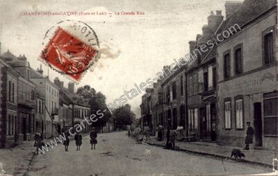 Carte postale ancienne La Grande Rue — Champrond-en-Gâtine (Eure-et-Loir)