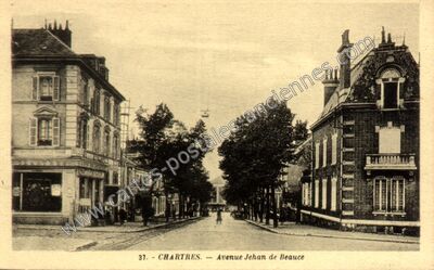 Carte postale ancienne Avenue Jehan de Beauce — Chartres (Eure-et-Loir)