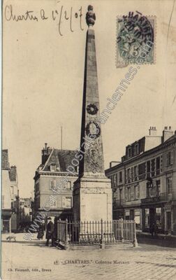Carte postale ancienne Colonne Marceau — Chartres (Eure-et-Loir)