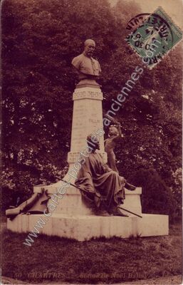Carte postale ancienne Statue de Noël Ballay — Chartres (Eure-et-Loir)