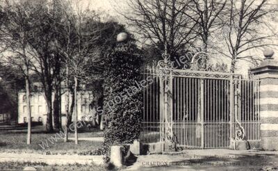 Carte postale ancienne Chateau de Mormoulins — Chaudon (Eure-et-Loir)