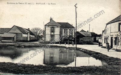 Carte postale ancienne Raville — Cherisy (Eure-et-Loir)