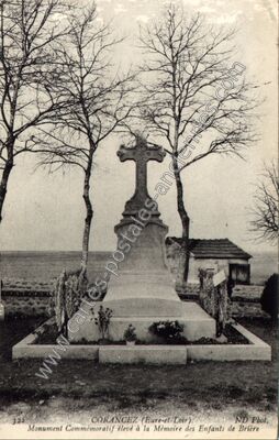 Carte postale ancienne Monument Commémoratif élevé à la Mémoire des Enfants de Brière — Corancez (Eure-et-Loir)