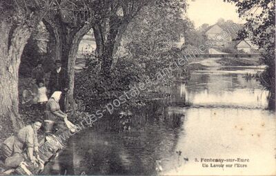 Carte postale ancienne Un Lavoir sur l'Eure — Fontenay-sur-Eure (Eure-et-Loir)