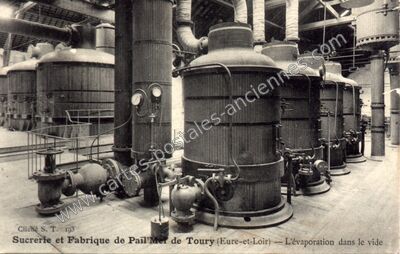 Carte postale ancienne Sucrerie et Fabrique de Païl'Mer — L'évaporation dans le vide — Toury (Eure-et-Loir)