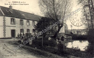 Carte postale ancienne Bords de la Blaise et Usine Laporte — Tréon (Eure-et-Loir)