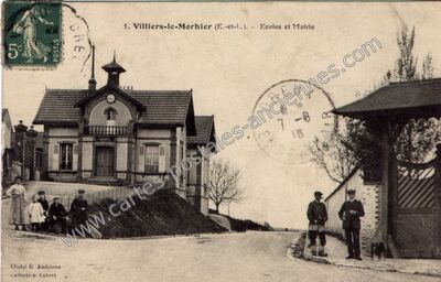 Carte postale ancienne Ecoles et Mairie — Villiers-le-Morhier (Eure-et-Loir)