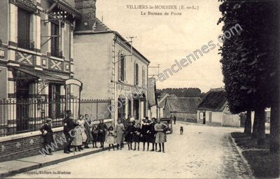 Carte postale ancienne Le Bureau de Poste — Villiers-le-Morhier (Eure-et-Loir)
