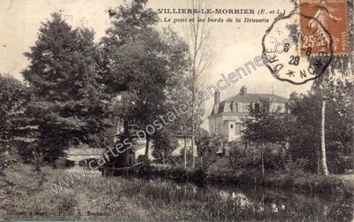 Carte postale ancienne Le pont et les bords de la Drouette — Villiers-le-Morhier (Eure-et-Loir)
