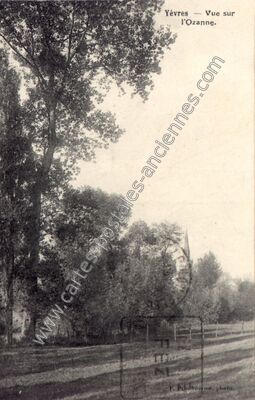 Carte postale ancienne Vue sur l'Ozanne — Yèvres (Eure-et-Loir)