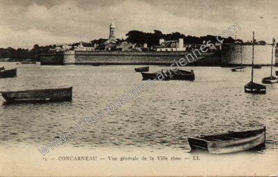 Carte postale ancienne Vue générale de la Ville close — Concarneau (Finistère)