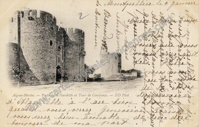 Carte postale ancienne Porte de la Gardette et Tour de Constance — Aigues-Mortes (Gard)