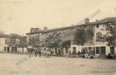 Carte postale ancienne La Place — Codognan (Gard)