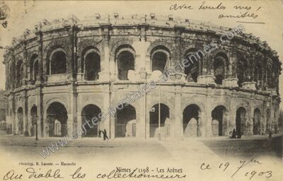 Carte postale ancienne Les Arènes — Nîmes (Gard)