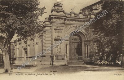 Carte postale ancienne Galerie Jules-Salles — Nîmes (Gard)