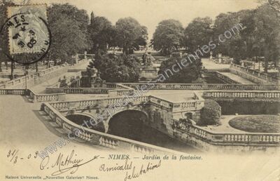 Carte postale ancienne Jardin de la fontaine — Nîmes (Gard)