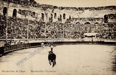 Carte postale ancienne Banderillas de Onor Banderilles d'honneur — Nîmes (Gard)