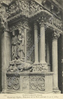Carte postale ancienne Portail de l'Église, Pied-droit de la Porte centrale — Saint-Gilles (Gard)