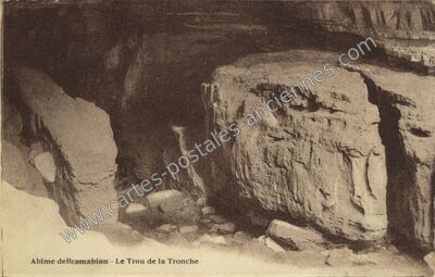 Carte postale ancienne Abime de Bramabiau — Saint-Sauveur-Camprieu (Gard)
