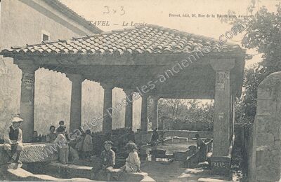 Carte postale ancienne Le Lavoir — Tavel (Gard)