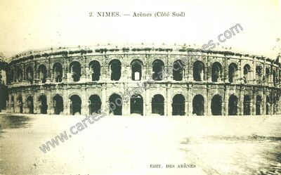 Carte postale ancienne Arènes (Côté Sud) — Nîmes (Gard)